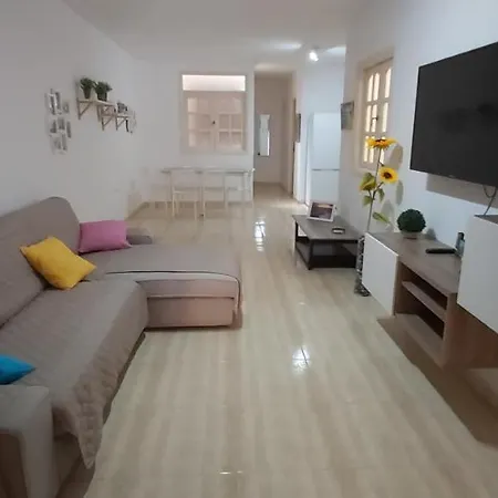 La Casita Vecindario Holiday home